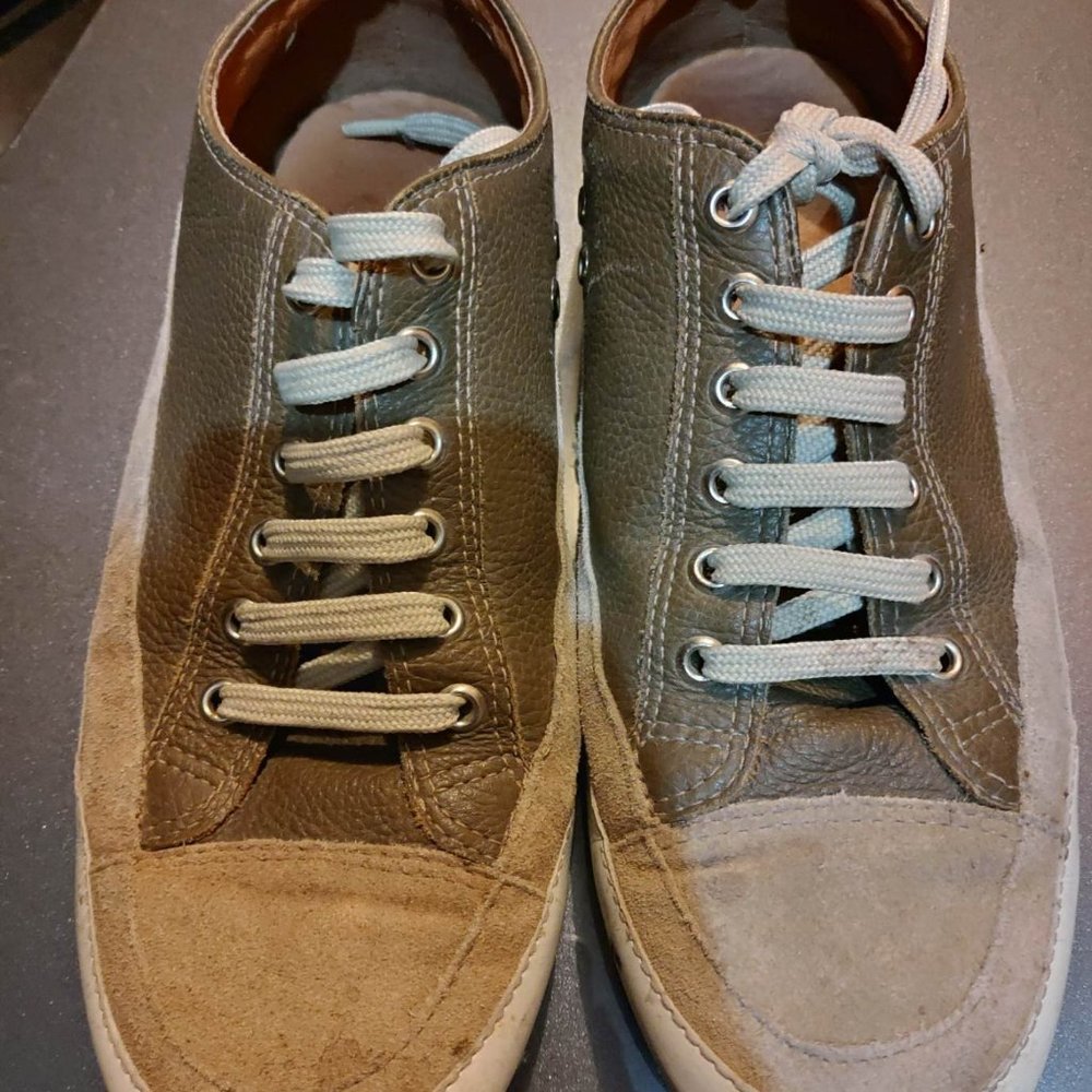 Banana Republic Vintage Leather Sneaker Men’s 9.5M